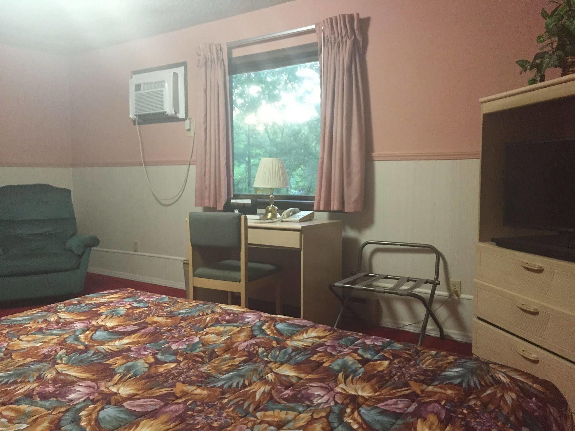 Carlin Villa Motel Carlinville Dış mekan fotoğraf